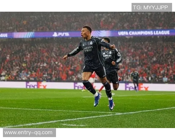 皇马会员表示本菲卡成死敌伯纳乌球迷将对每次触球进行嘘声回应 皇马会员表示本菲卡成死敌伯纳乌球迷将对每次触球进行嘘声回应